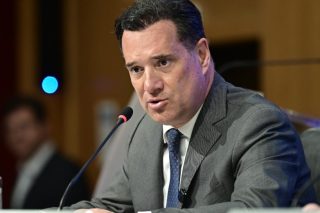 Γεωργιάδης: Αποσύρονται όλα τα προϊόντα κάνναβης από περίπτερα και μίνι μάρκετ